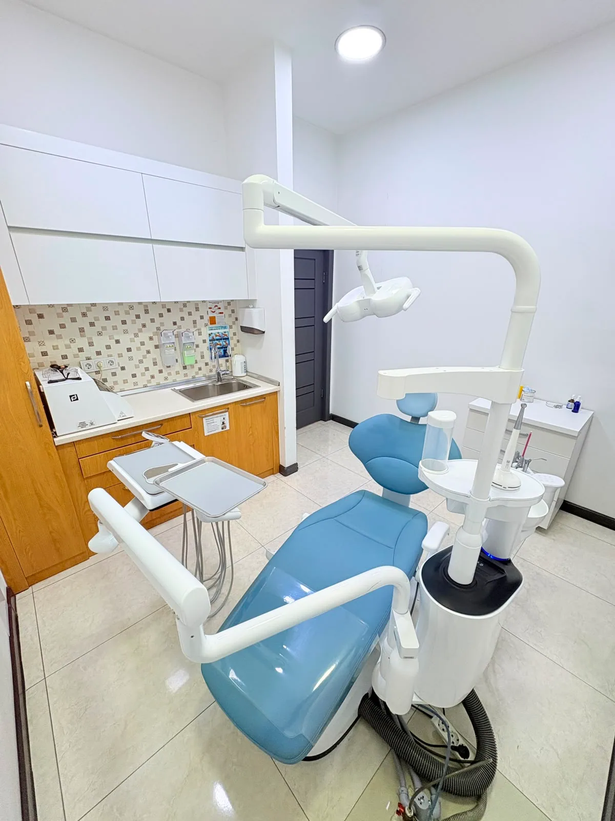 Стоматологический кабинет Dental Corporation