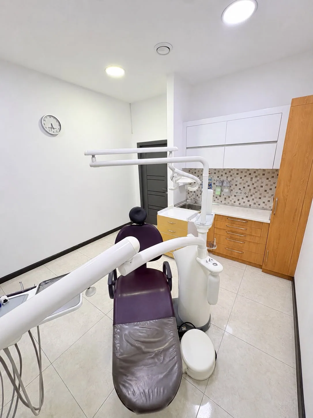 Стоматологический кабинет Dental Corporation